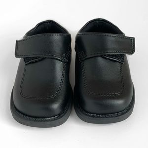 Teeny toes Infant boy black dressy shoes U.S size (2).